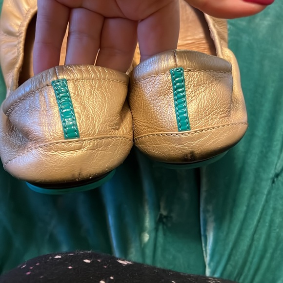 Tieks Metallic Gold Size 9 - Picture 4 of 9